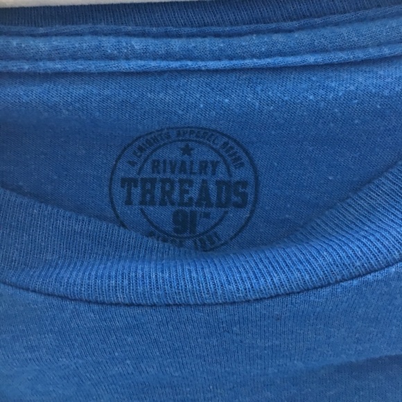 UCLA Bruins T-Shirt - Picture 6 of 6